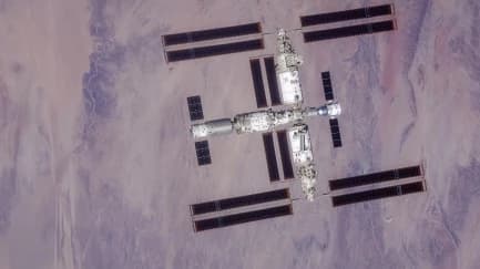 Astronotlar Uzayda Mahsur Kaldı!